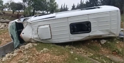 Gaziantep&rsquo;te kontrolden &ccedil;ıkan iş&ccedil;i servisi şarampole u&ccedil;tu: 16 yaralı
