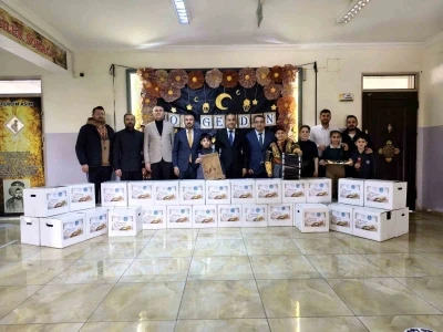 Gaziantep&rsquo;te &ouml;ğrenciler yardım kolileri hazırladı
