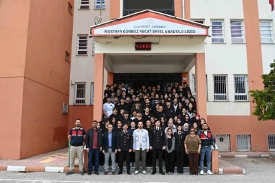 Gaziantep&rsquo;te &ouml;ğrencilere jandarma mesleği tanıtıldı
