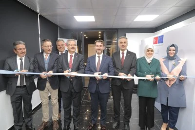 Gaziantep&rsquo;te &Ouml;ğretmenlere Dijital Eğitim Yatırımı