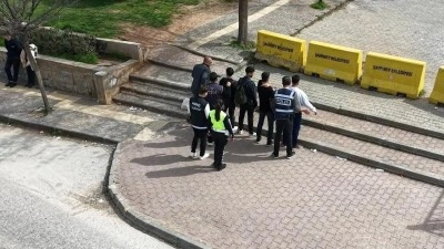 Gaziantep'te okul &ccedil;evrelerinde dron destekli sıkı denetim
