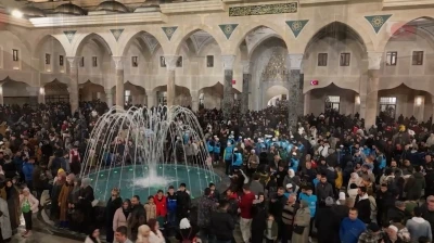 Gaziantep&rsquo;te Ramazan&rsquo;ın ilk teravih namazı kılındı
