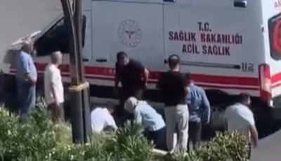 Gaziantep&rsquo;te ref&uuml;je &ccedil;arpan motosikletin gen&ccedil; s&uuml;r&uuml;c&uuml;s&uuml; hayatını kaybetti
