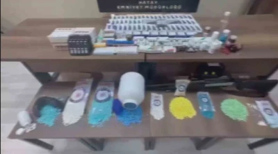 Gaziantep&rsquo;te şaşırtan Y&ouml;ntem, Yasaklı Maddeyi Radyoya Gizlediler