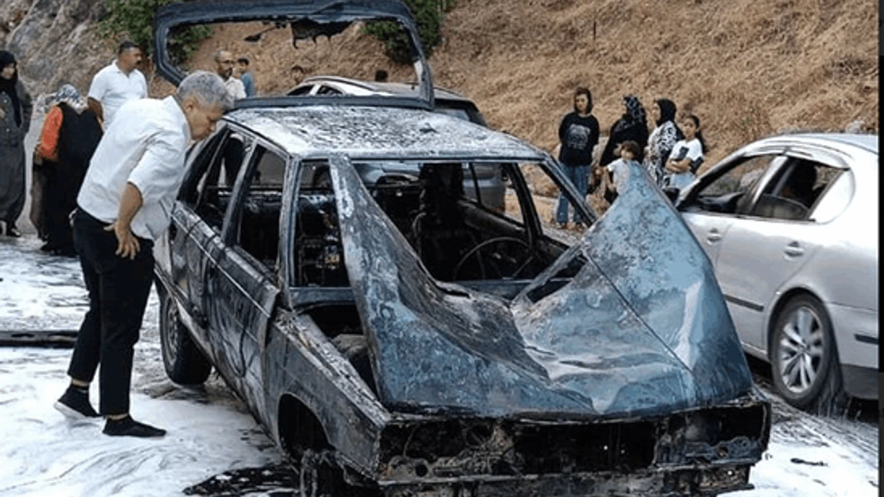 Gaziantep’te Seyir Halindeki Otomobil Yandı!