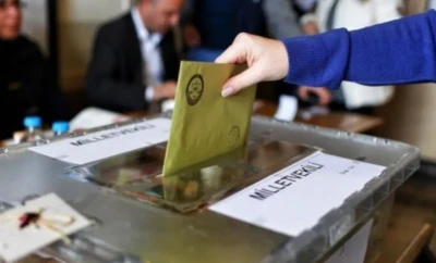 Gaziantep&rsquo;te Siyaset G&uuml;ndemi: T&uuml;rkiye&rsquo;yi Kim Y&ouml;netmeli?