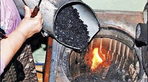 Gaziantep'te soba  yine can aldı! 3 fidan devrildi 