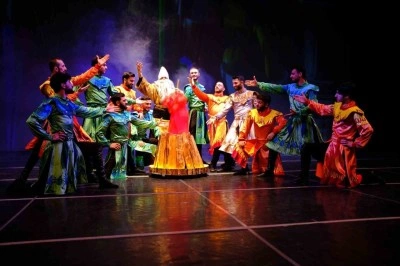 Gaziantep&rsquo;te spor, sanat, bilim ve kardeşlik aynı sahnede buluşuyor