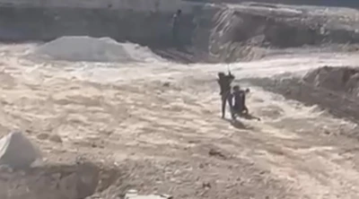 Gaziantep&rsquo;te tepki &ccedil;eken g&ouml;r&uuml;nt&uuml;: &Ccedil;ocuk iş&ccedil;iye inşaat alanında darp
