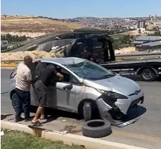 Gaziantep'te Trafik Kazası! Otomobil Takla Attı, 2 Kişi Yaralandı
