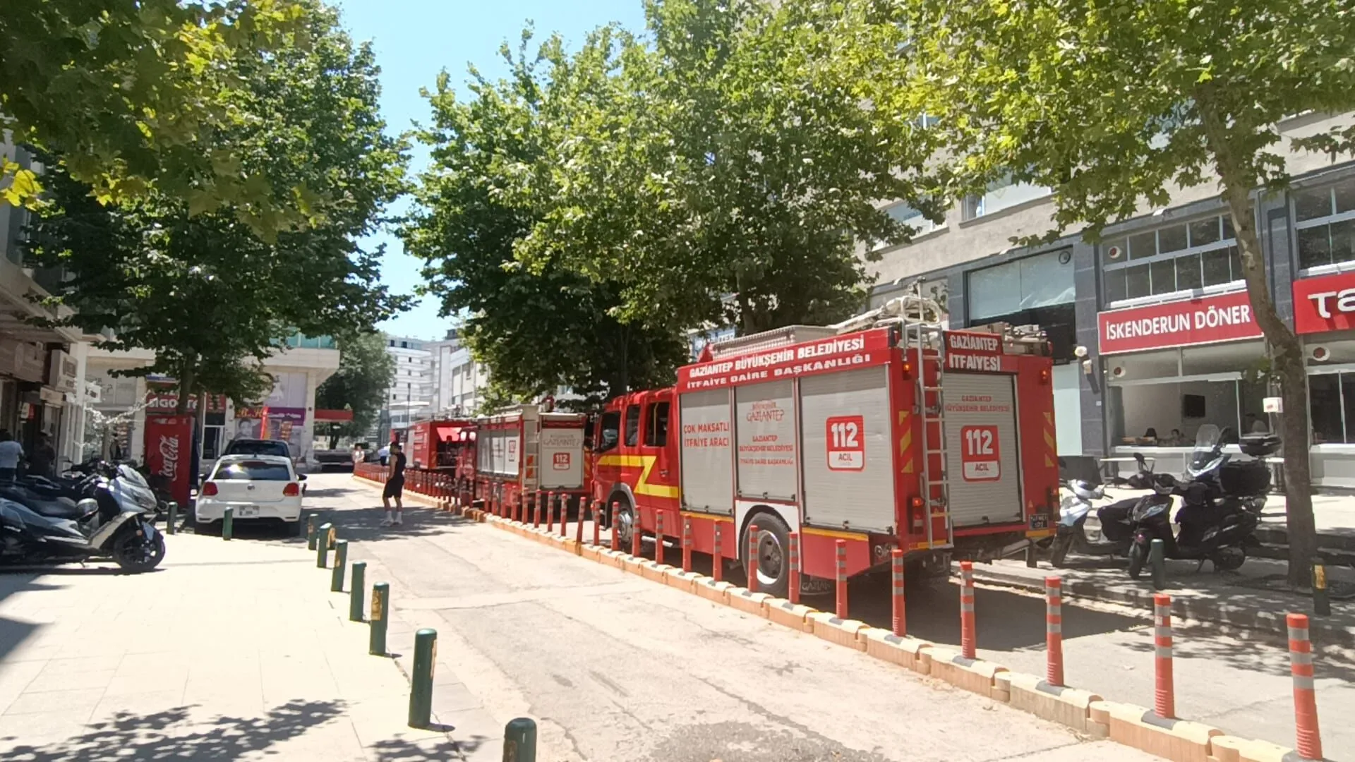 Gaziantep'te Trafo Yangını Korkuttu! İş Merkezi Tahliye Edildi
