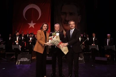 Gaziantep’te Unutulmaz Bir Gece: Gazi Mustafa Kemal Atatürk Türk Musikisiyle Anıldı