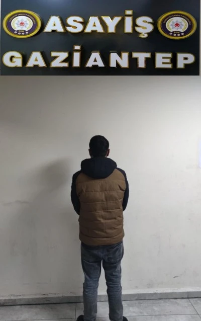 Gaziantep&rsquo;te Uyuşturucu H&uuml;k&uuml;ml&uuml;s&uuml; Yakalandı