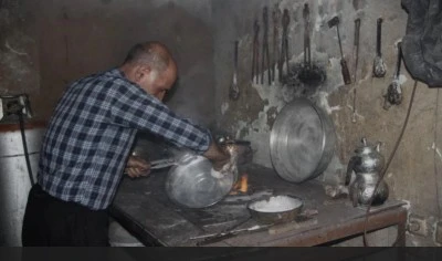 Gaziantep’te Yarım Asırlık Kalay Ustası Mesleğini Yaşatıyor