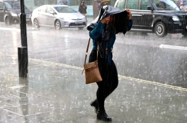 Gaziantep Valiliği&rsquo;nden Meteorolojik Uyarı: Kuvvetli Sağanak ve Fırtınaya Dikkat