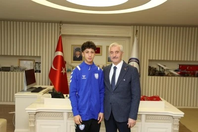 Gaziantepli milli g&uuml;reş&ccedil;i Avrupa ikincisi oldu!