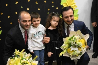Gaziosmanpaşa&rsquo;da Anne, &Ccedil;ocuk Merkezi ve Kafesi a&ccedil;ıldı
