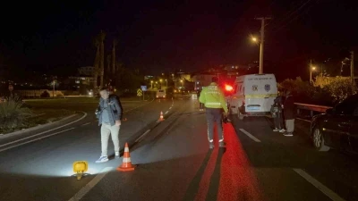 Gazipaşa&rsquo;da kamyonetin &ccedil;arptığı yaya hayatını kaybetti
