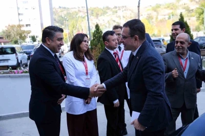 Gebe okullarında ağız ve diş sağlığı eğitimi 81 ilde yaygınlaşıyor
