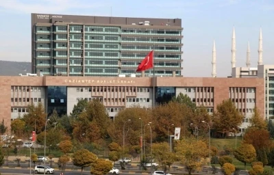 Gece kul&uuml;b&uuml;nde 2 kişiyi &ouml;ld&uuml;ren sanığın yargılanmasına devam edildi
