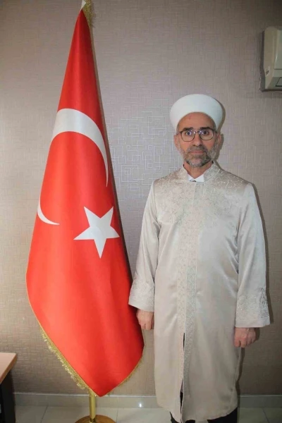 Ge&ccedil;en yıl 3 camide eda edilen hatimle teravih namazı, bu yıl Kumluca&rsquo;da 5 camide kılınacak
