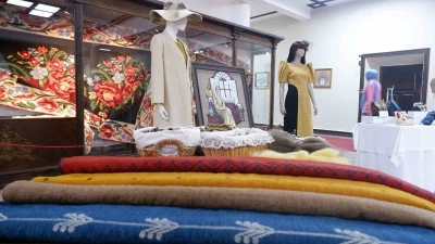 Ge&ccedil;miş ve gelecek ehramda buluşuyor
