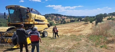 Gediz&rsquo;de bi&ccedil;erd&ouml;verle hasat kontrol&uuml;
