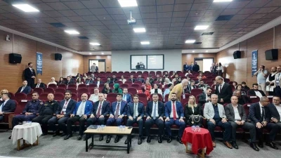 Gediz&rsquo;de bilim r&uuml;zgarı: Uluslararası sosyal bilimler kongresi kapılarını a&ccedil;tı
