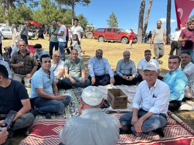 Gediz’de vatandaşlar berekete dualarla çağrı yaptı
