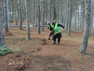 Gediz’in parkları yenileniyor
