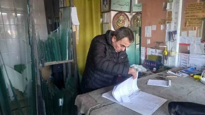 Gedizli hayırsever Mehmet Özdemir’den öğrencilere büyük destek
