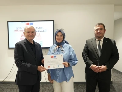 Geleceğin dijital tasarımcıları uluslararası sertifikalarına kavuştu
