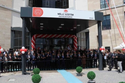 Geleceğin &ouml;ğretmenleri bu akademide yetişiyor
