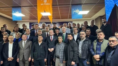 Gelecek Partisi&rsquo;nden istifa eden 35 kişi AK Parti&rsquo;ye katıldı
