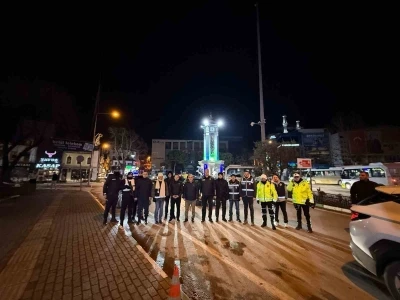 Gemlik&rsquo;te protokol &uuml;yeleri yeni yıla sahada girdi
