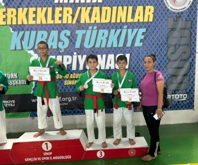 Genç sporcu Umuthan Yağcı’dan madalya
