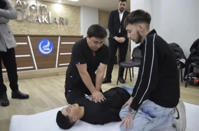 Gen&ccedil;ler acil ve ilk yardım konusunda bilin&ccedil;lendirildi
