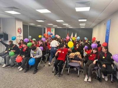 Gen&ccedil;ler Avrupa&rsquo;ya a&ccedil;ılan kapıyı Samsun TSO&rsquo;da keşfetti
