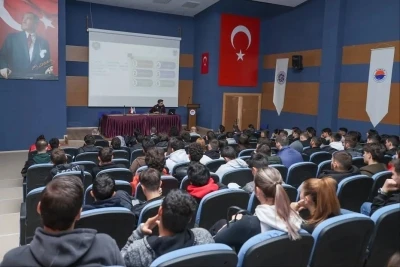 Gençler için ‘Güvenli Gelecek’ seminerleri
