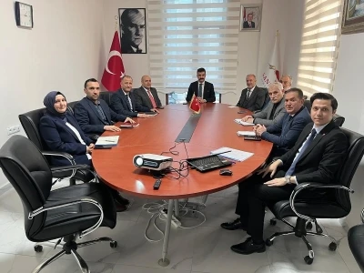 Gen&ccedil;lere empati kurma y&ouml;ntemleri &ouml;ğretilecek
