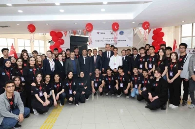 Gen&ccedil;lerin bilim yolculuğuna yakın ilgi
