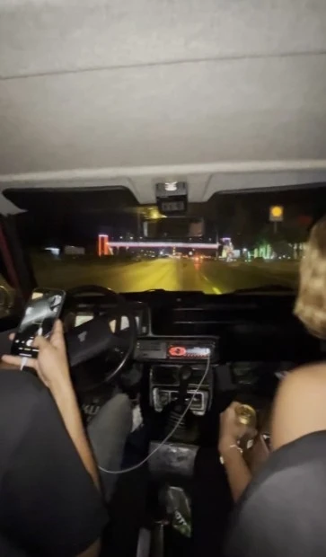 Gençlerin tehlikeli eğlencesi kamerada
