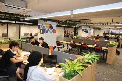 Gençliğe yatırım sürüyor: Gemlik Gençlik Merkezi hizmete açıldı
