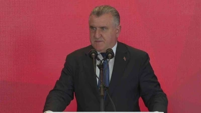 Gen&ccedil;lik ve Spor Bakanı Bak: "T&uuml;rkiye futbolunun, T&uuml;rk sporunun g&uuml;&ccedil;l&uuml; olmasını istiyoruz"

