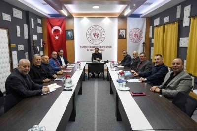 Gen&ccedil;lik ve Spor İl M&uuml;d&uuml;rl&uuml;ğ&uuml;&rsquo;nde yılın ilk değerlendirme toplantısı ger&ccedil;ekleşti
