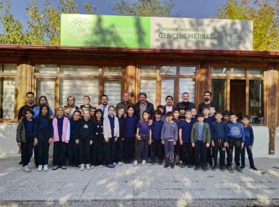 Gençlik ve Spor İl Müdürü Kalın, gençlerle bir araya geldi
