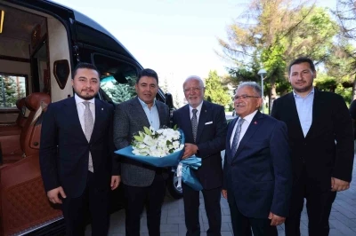 Genel Başkan Vekili Elitaş ve Bakan Yardımcısı Boyraz’dan Başkan Büyükkılıç’a ziyaret
