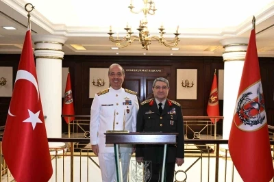 Genelkurmay Başkanı Bayraktaroğlu, kuvvet komutanlarını kabul etti
