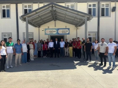 Gerçiklizade İbrahim Efendi Vakfı’ndan Öğrencilere Kırtasiye Desteği