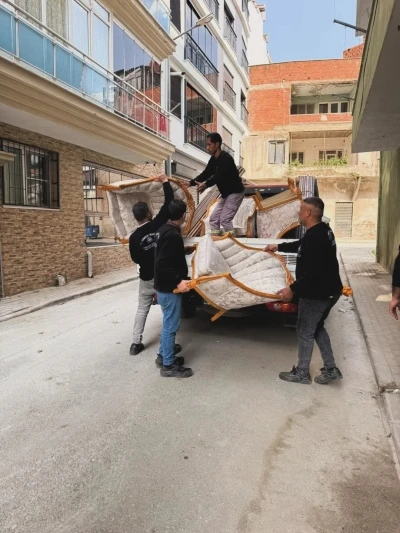 Germencik Belediyesi&rsquo;nin ihtiya&ccedil; sahiplerine eşya desteği s&uuml;r&uuml;yor
